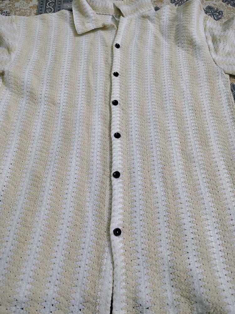 Vintage Style Knit Shirt