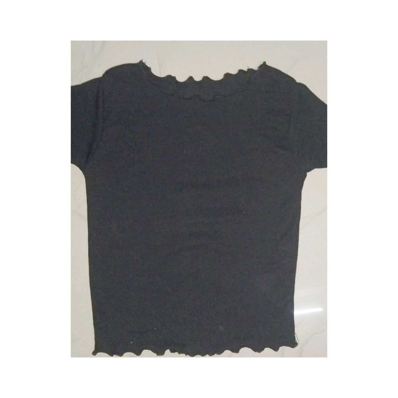 Cute Ruffled Black Top