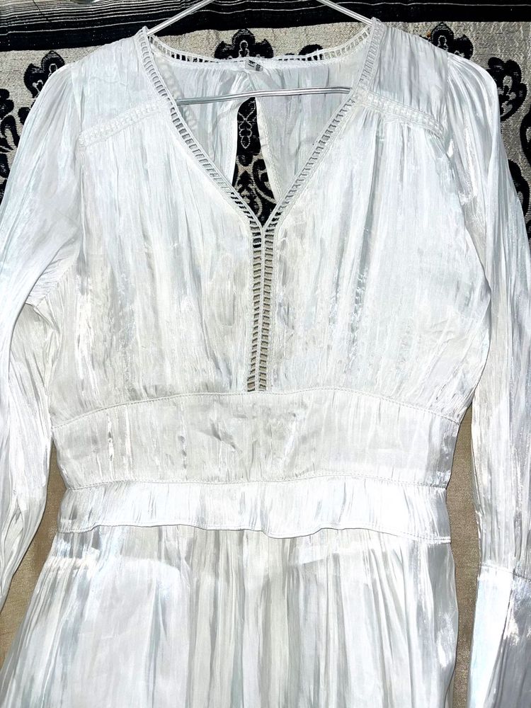 Elegant White Mini Dress