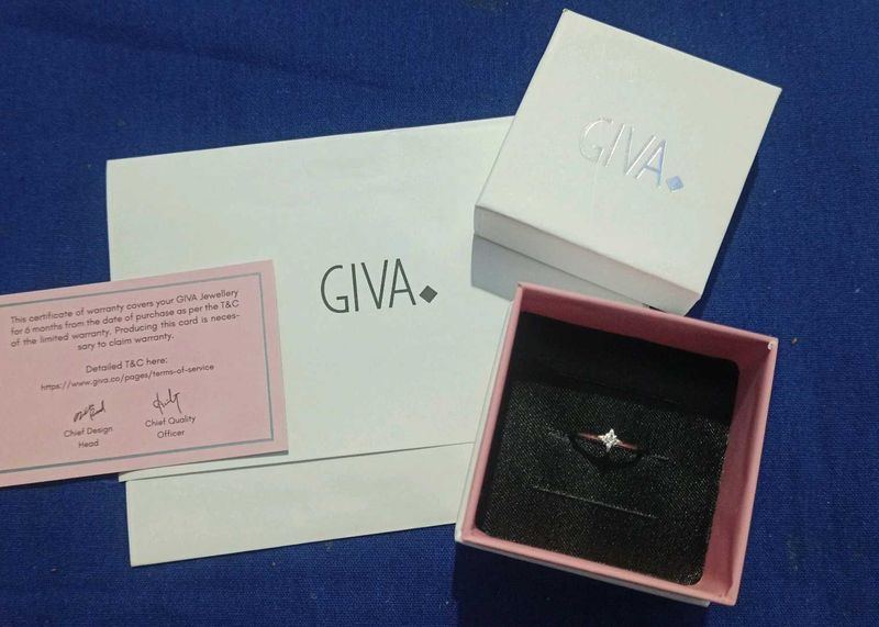 GIVA Ring