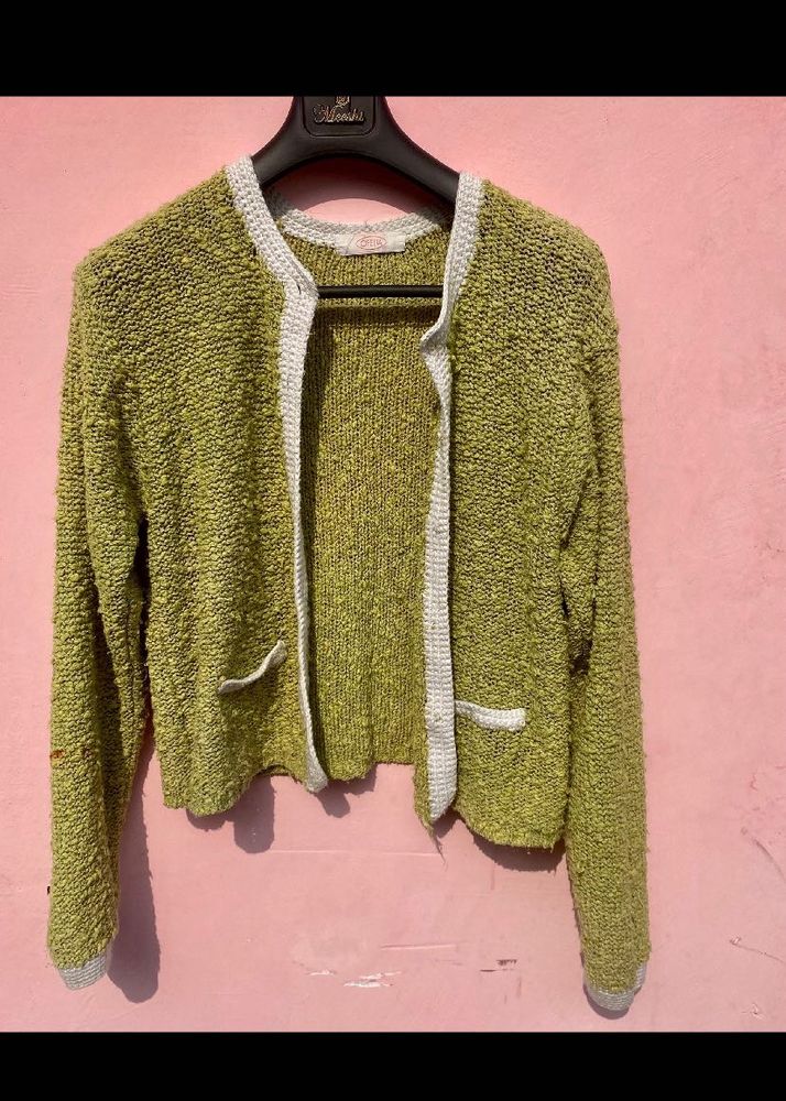 Warm Parrot Sweater