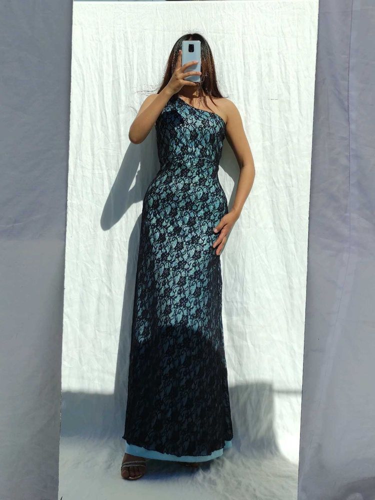 Lace One-Shoulder Maxi Dress