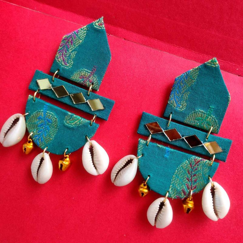 Unique Teal Earrings❤️