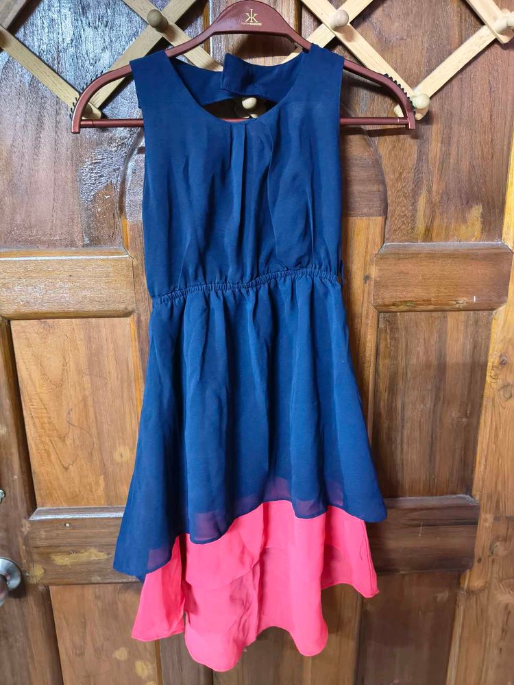 Chic Navy &amp; Pink Sleeveless Dress