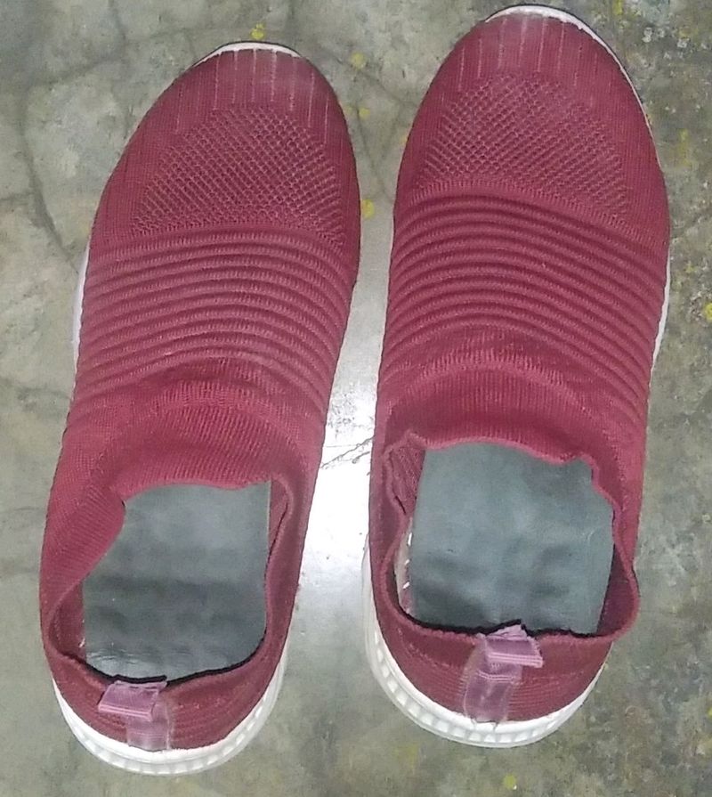 Women&#39;s Maroon Colour Shoes