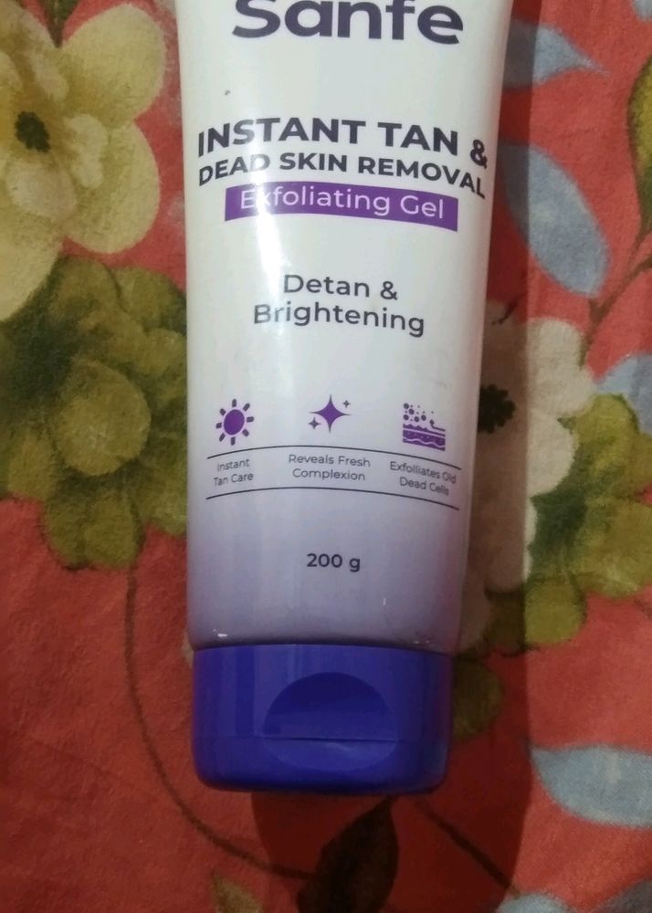SANFAE  Instant Tan &amp; Dead. Skin Removal