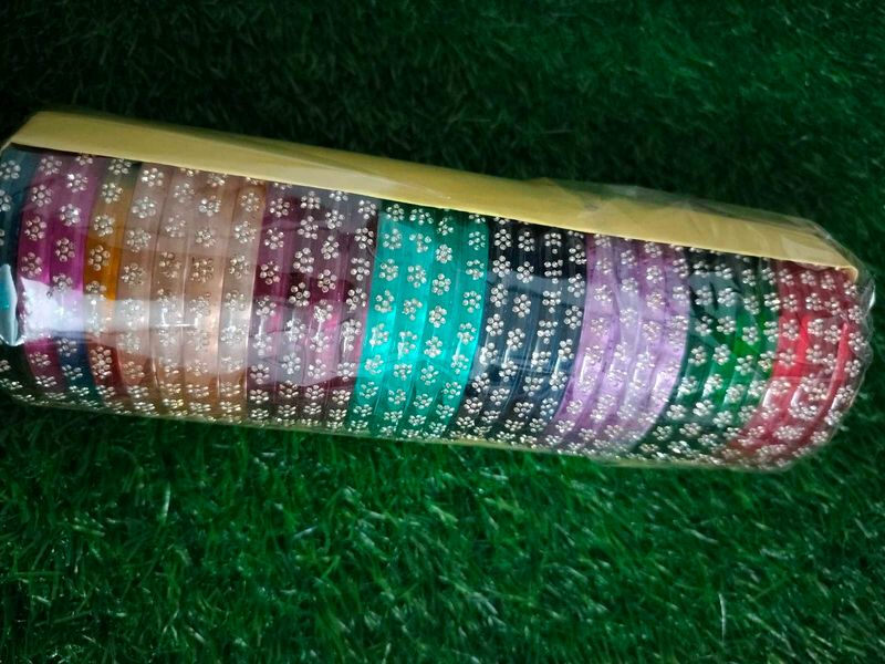 Mew Glass Bangles