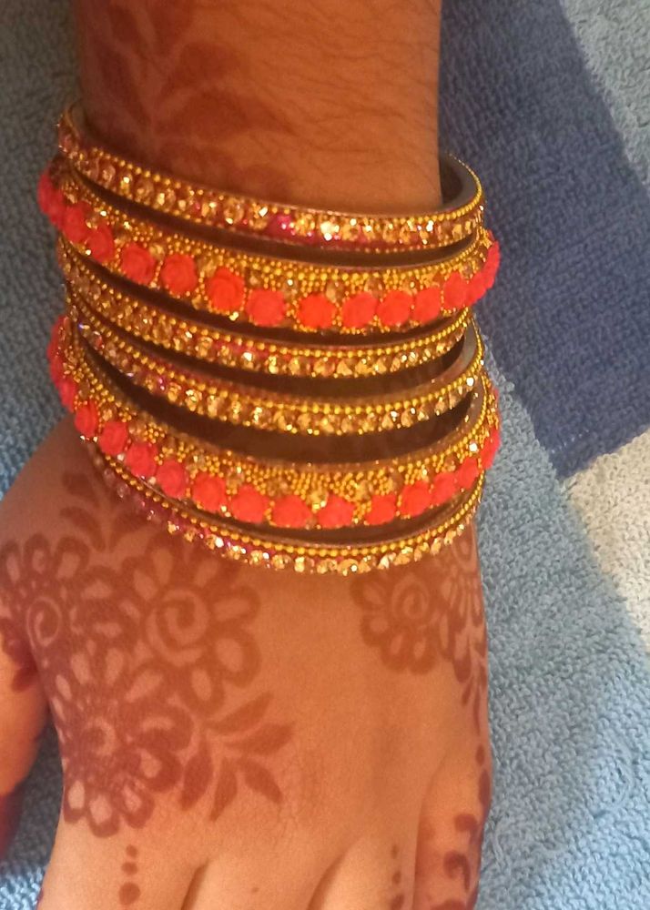 🔴NEW Pink Stone Work Bangles (Set Of 6)
