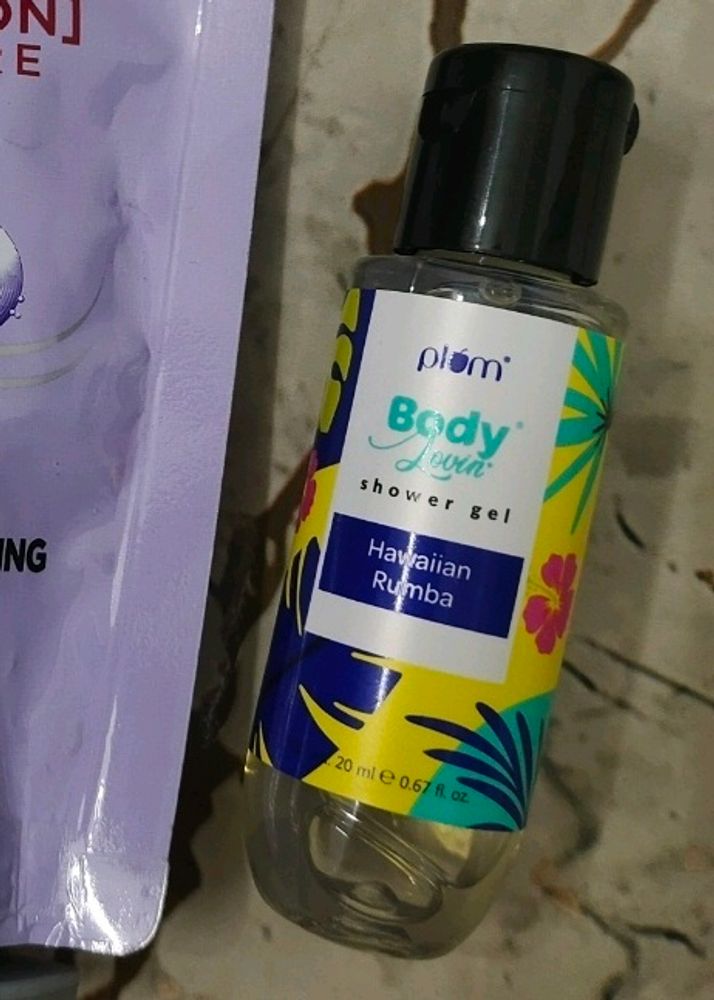 NYKAA NATURALS SHAMPOO, PLUM BODY WASH