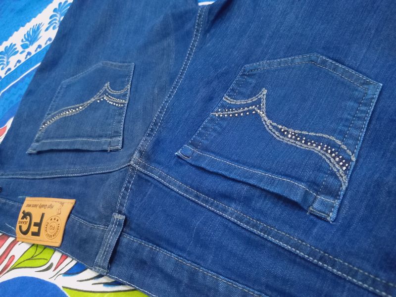 Blue Jeans With Designer Pocket