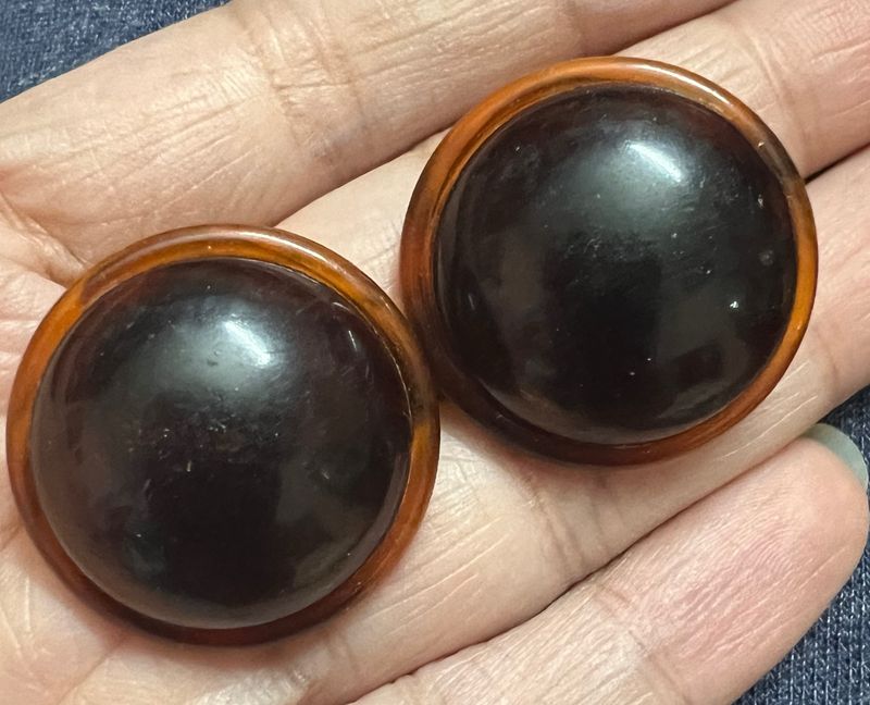 Vintage Clip On earrings