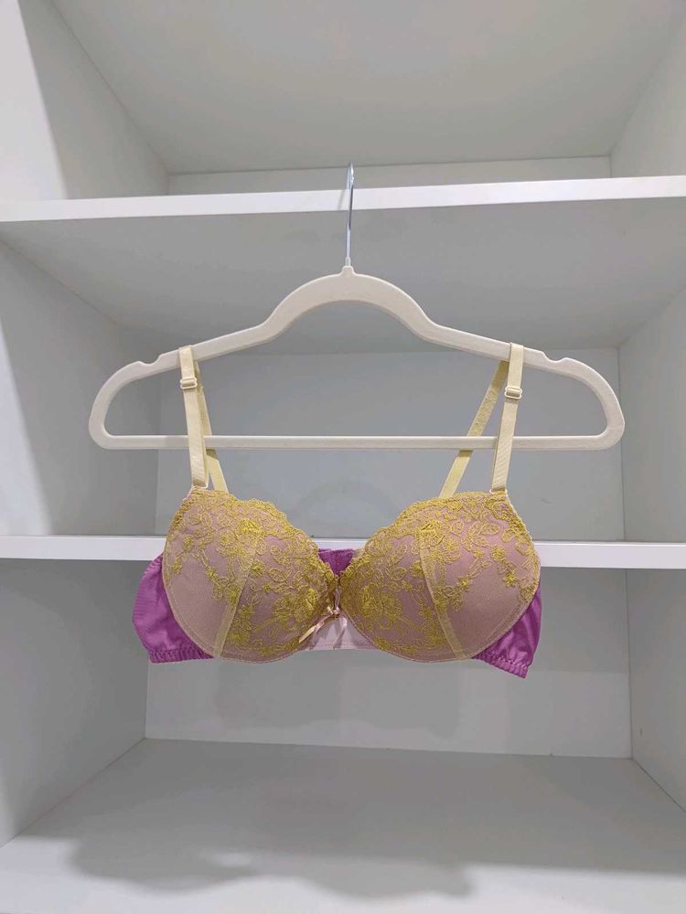 Pink &amp; Gold Lace Push-Up Bra