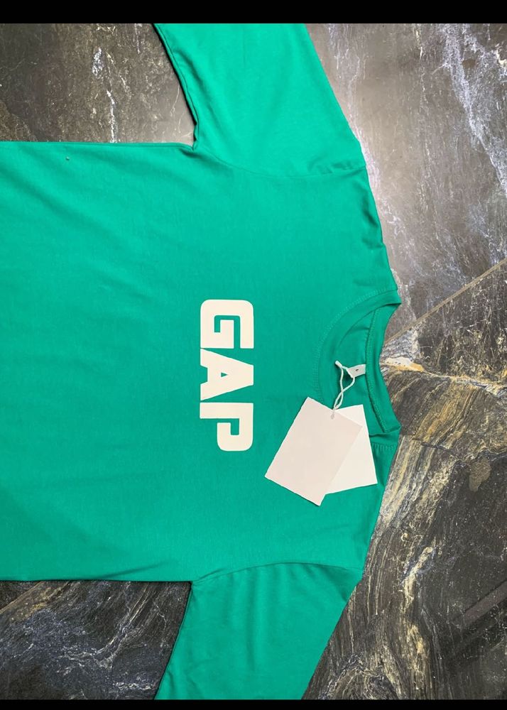 Combo of 2 Tshirts Gap Brand Size M