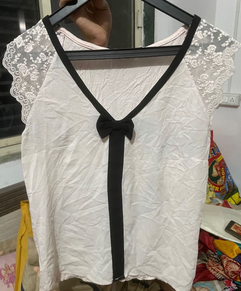 Cute Lace Sleeve Top