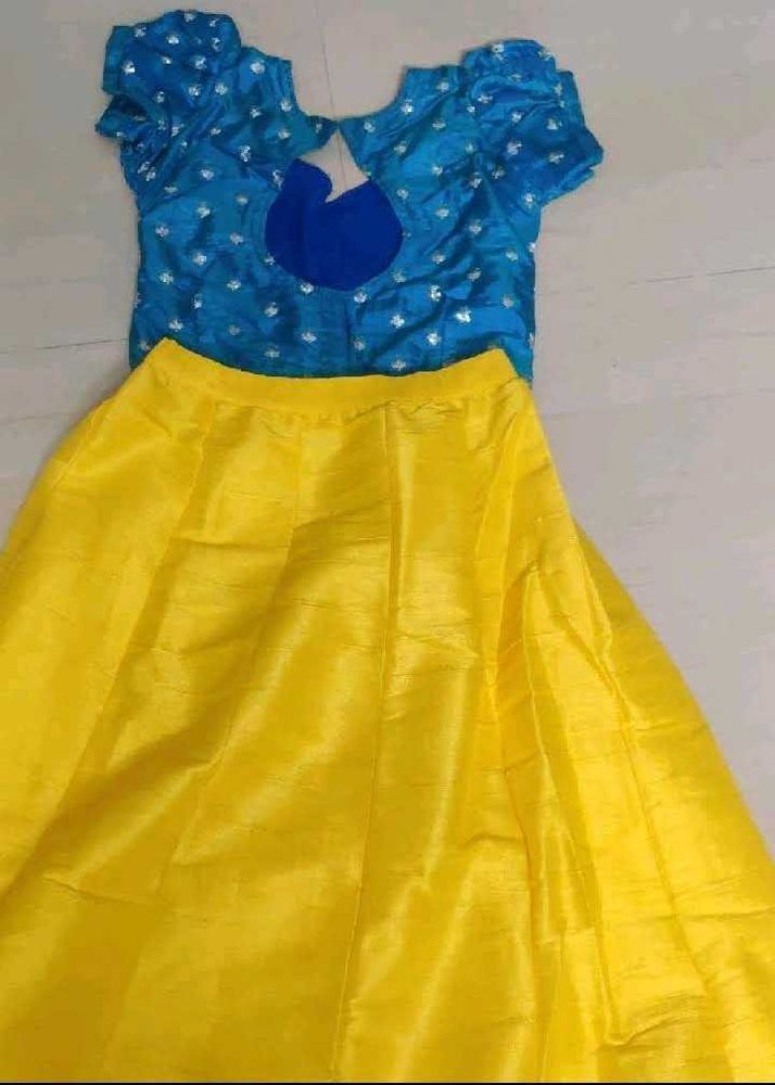 Party Wear Lehenga Set For Kids