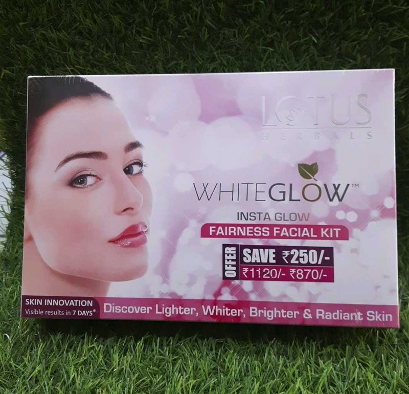 💥 Lotus Herbal White Glow Facial Kit 4 In 1