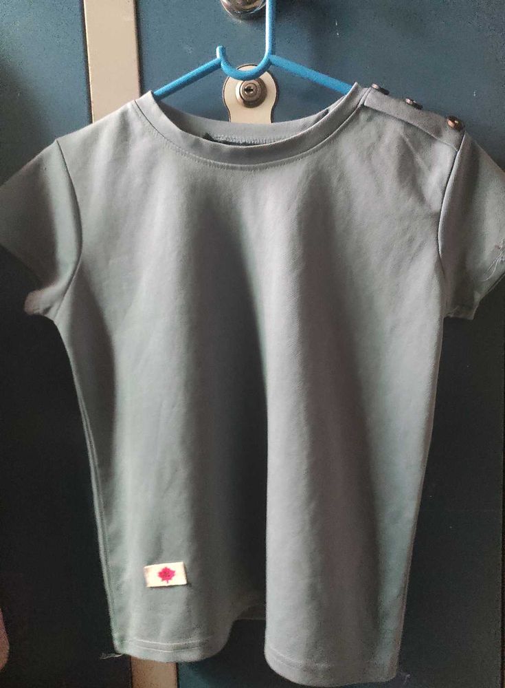 Gray T-Shirt with Shoulder Detail