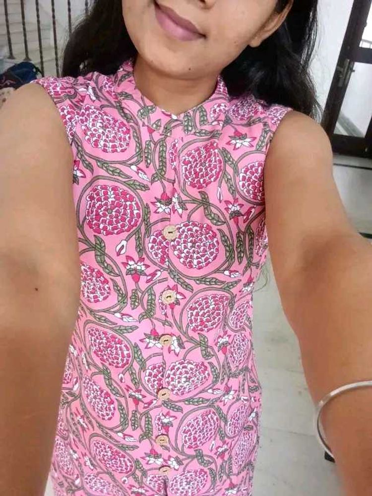 Pink Floral Sleeveless Top