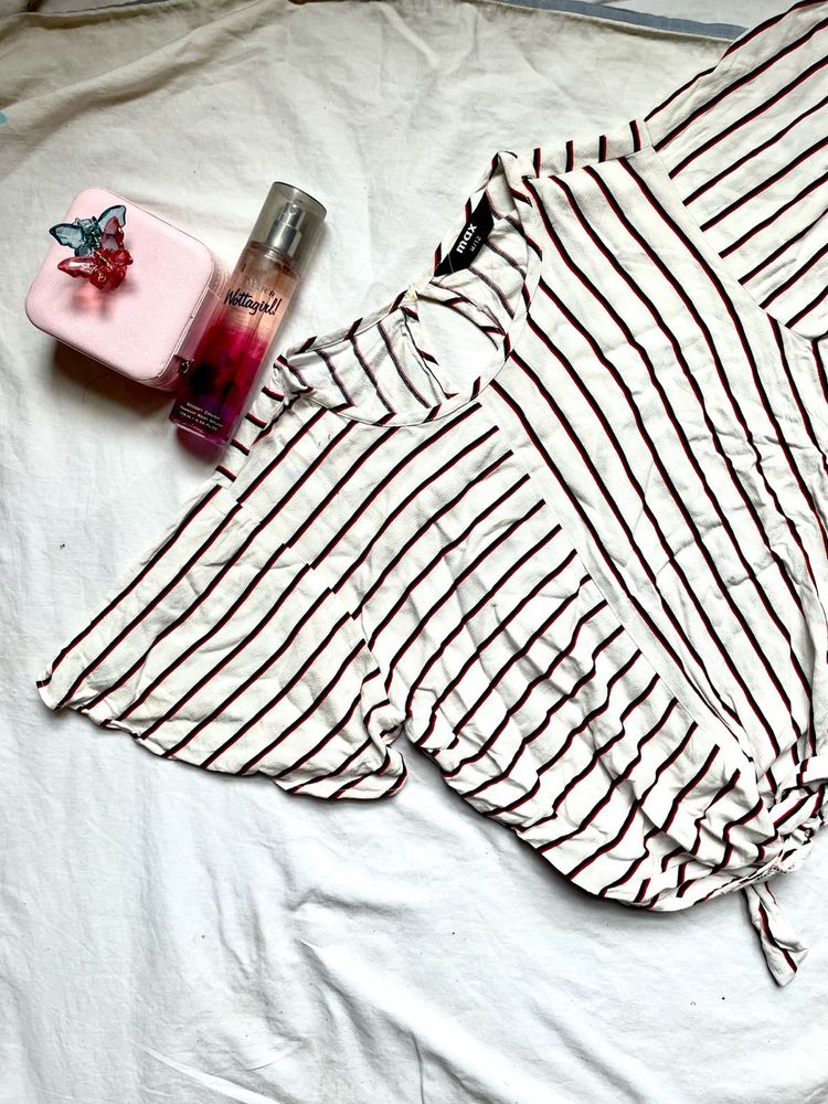 Butterfly Sleeves Top With Tie
