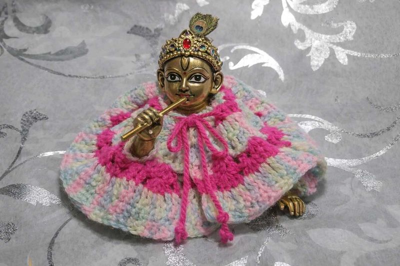 Laddu Gopal ji Knitted Dress ( Frock cum shawl)