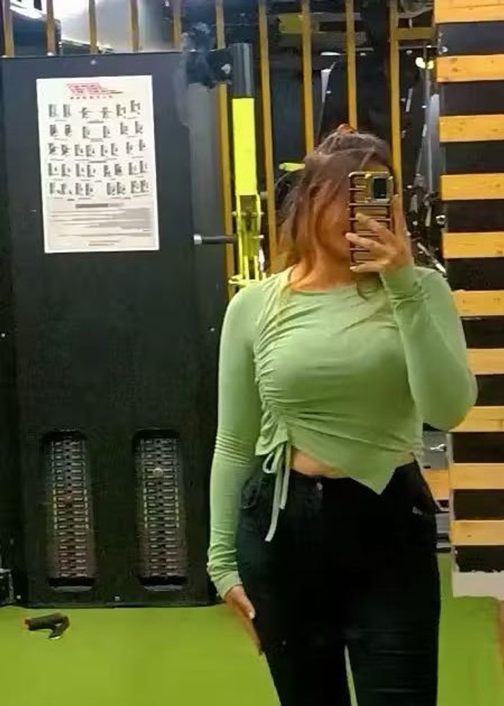 Green Long Sleeve Top