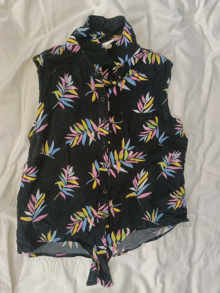 Tropical Leaf Sleeveless Top