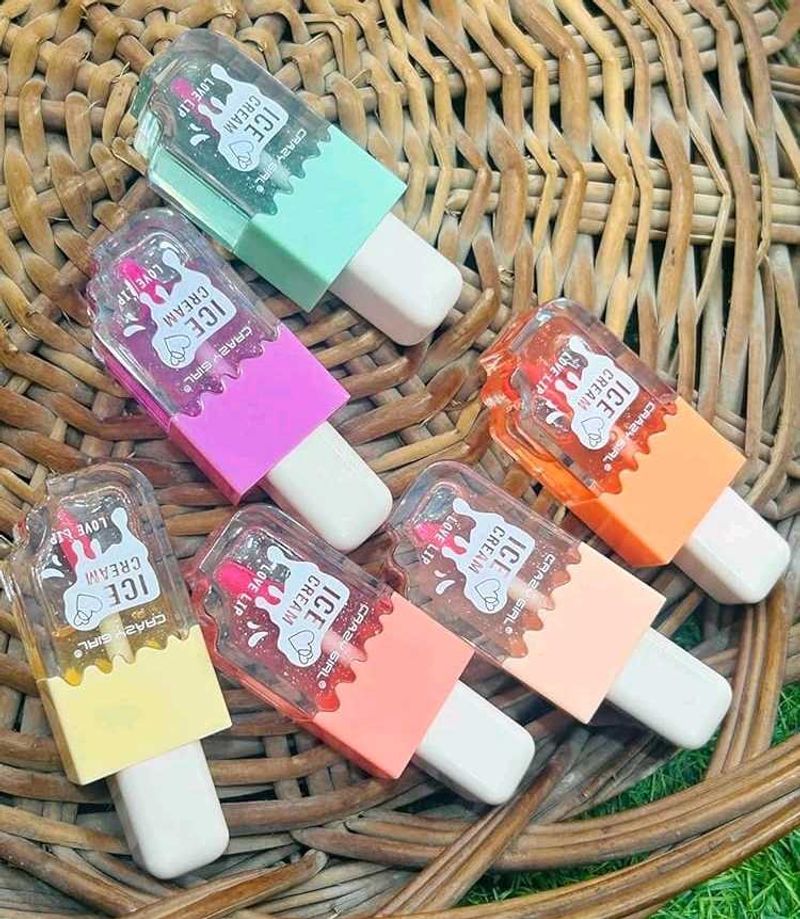 5 Piece Ice Cream Lip Gloss Set (Totally New)❤️