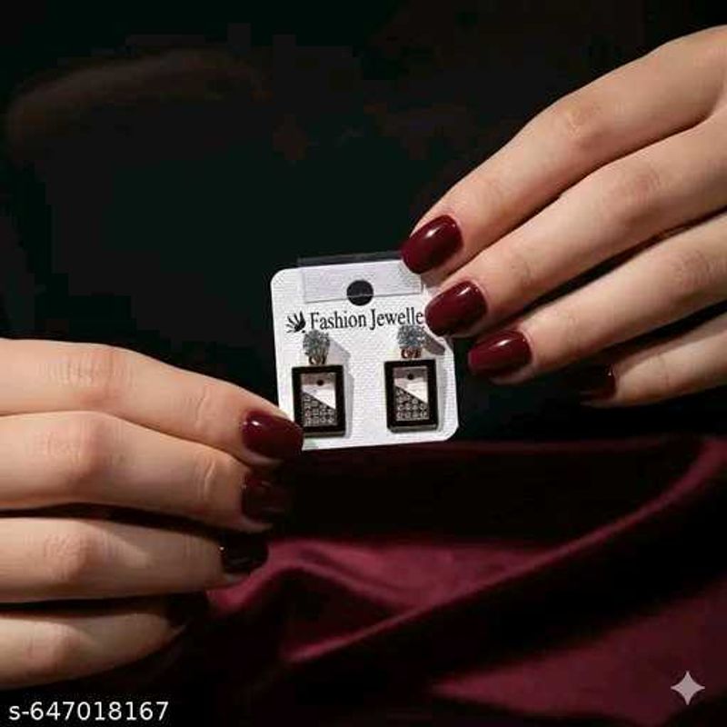 Chic Square Dangle Earrings New With Tags