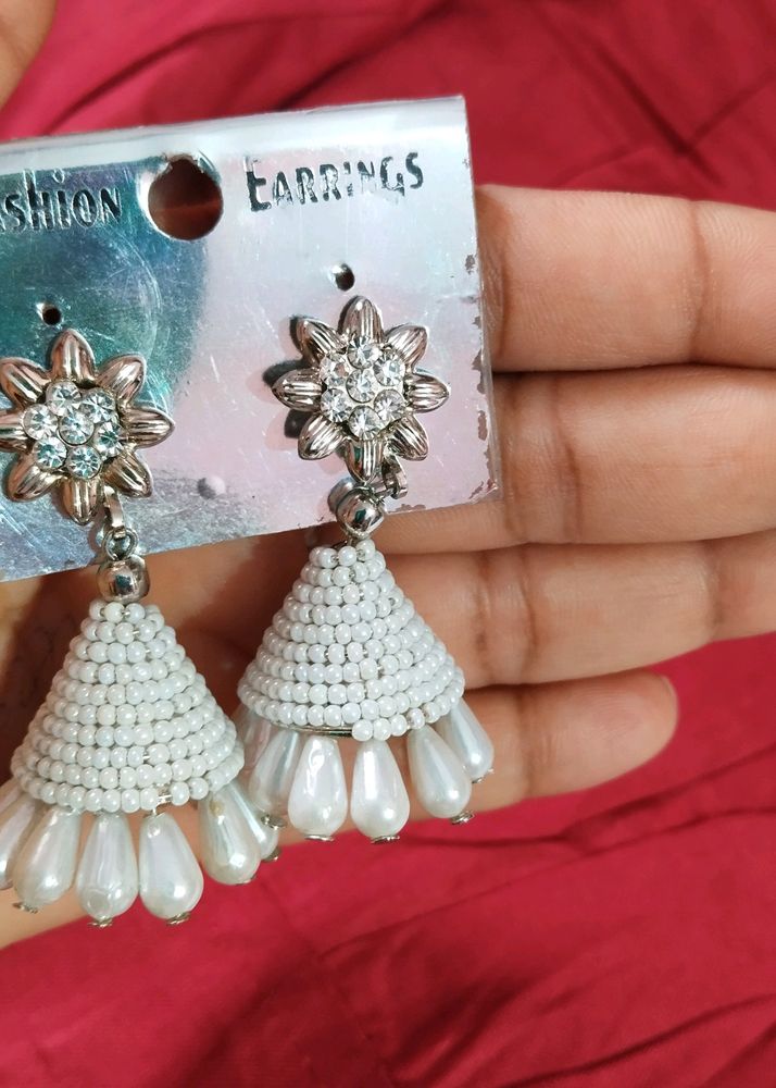 White Jhumka