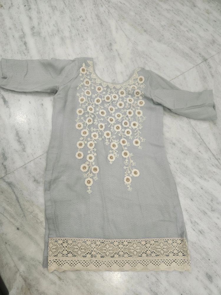 Grey Short Kurta Suit With Embroidery And Pearl Wo