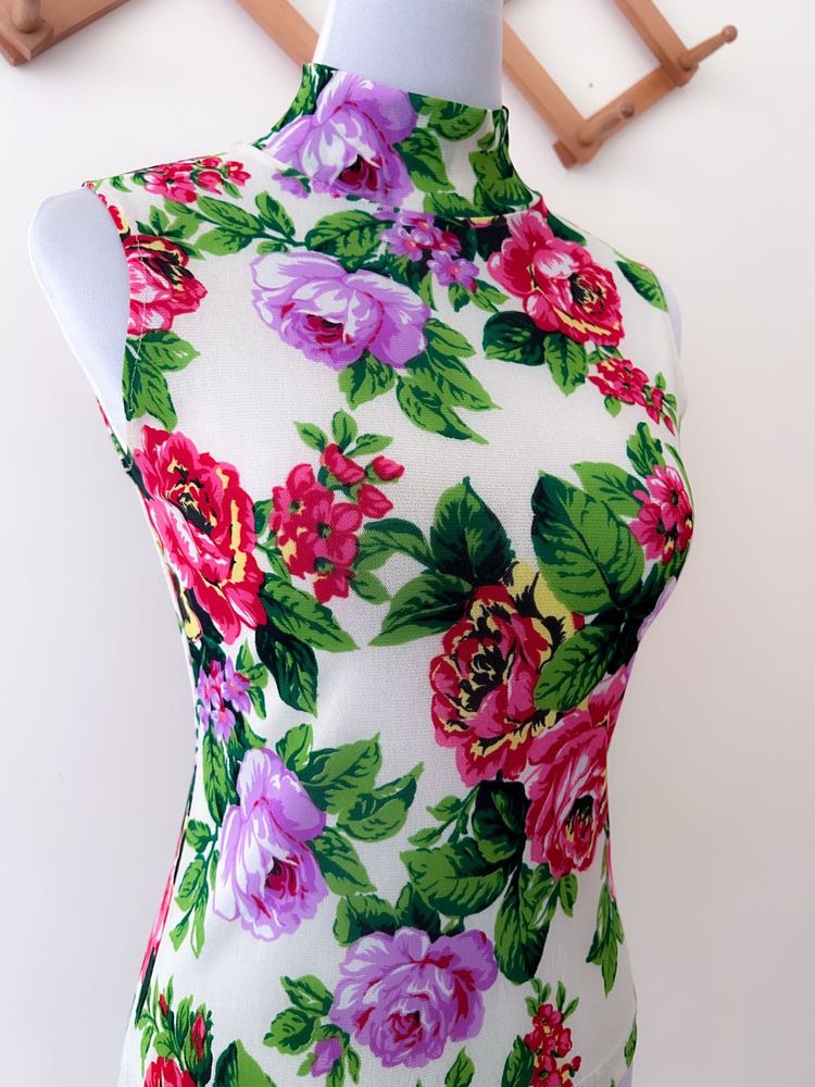 MESH FLORAL TOP