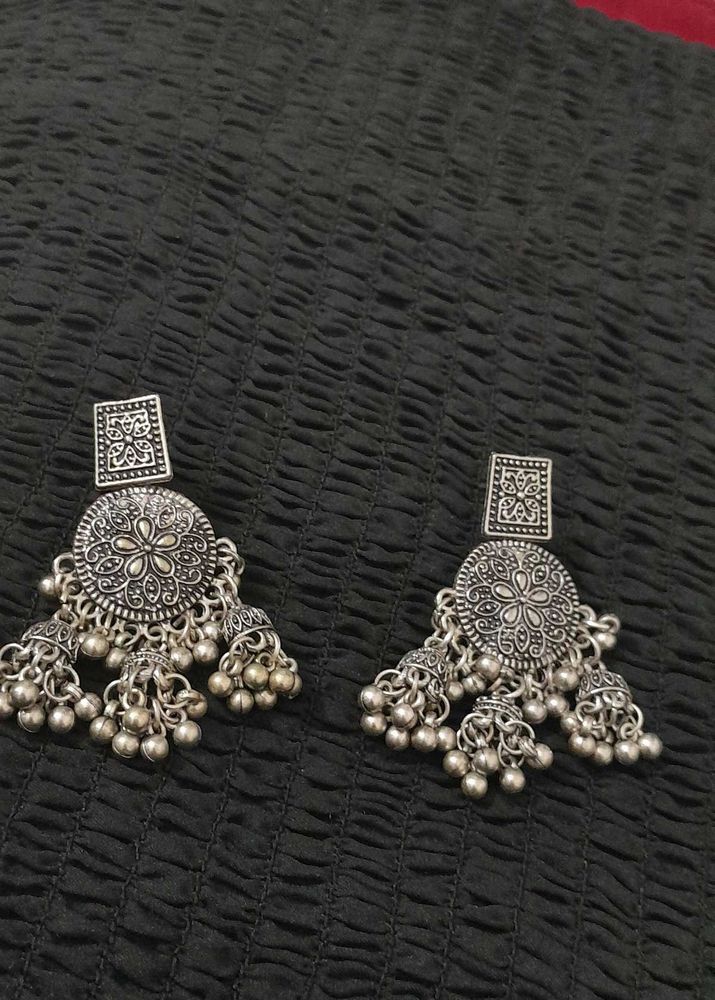 Oxidized Sliver Earring