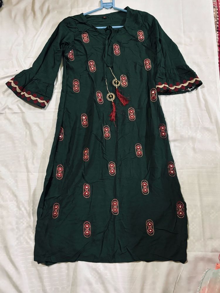 Green Embroidered Kurti