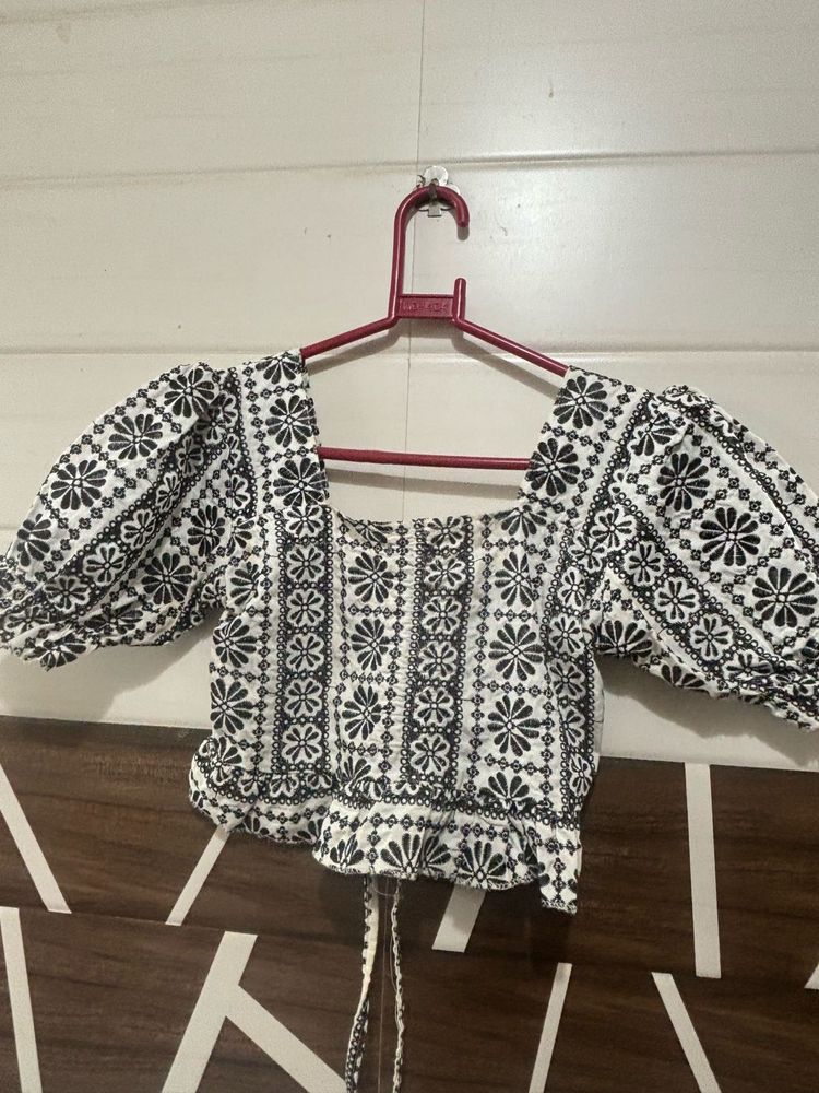 Floral Puff Sleeve Crop Top -