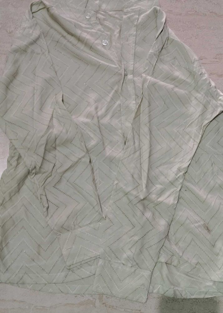 Elegant green shimmer shirt
