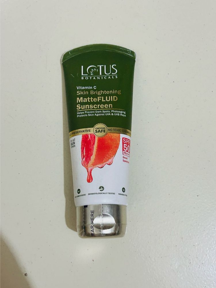 Lotus Botanicals Vitamin C Sunscreen SPF 50