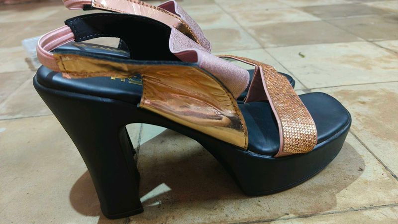 Heels Totally New Never Worn