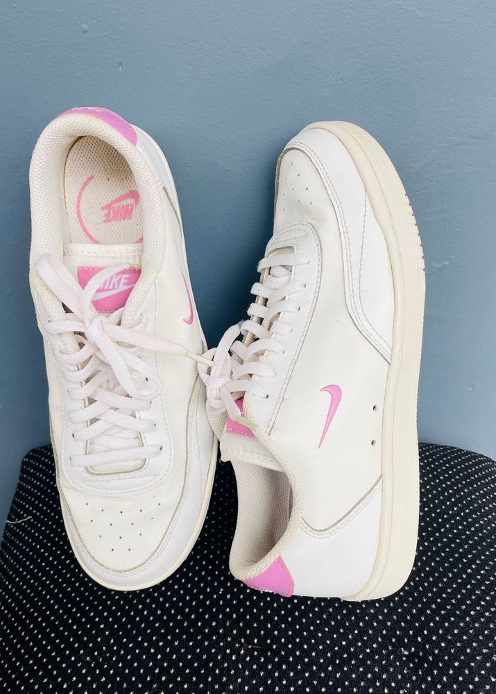 Nike Womens Shoes