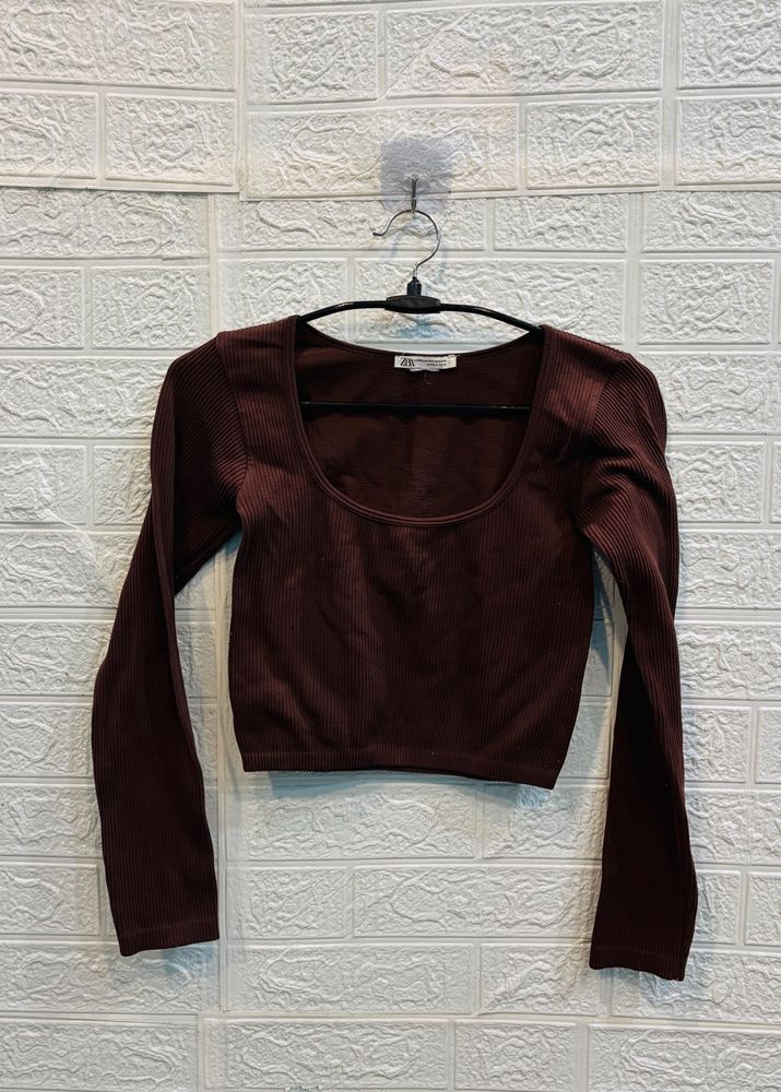 🇦🇺 Zara Imported Sports Top