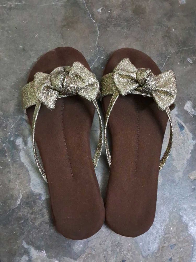 Bow Flip Flops