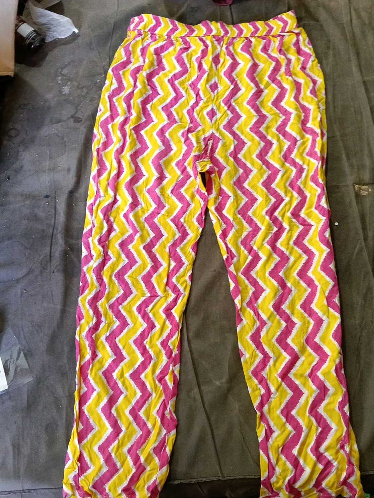 Zig-Zag Print Lounge Pants