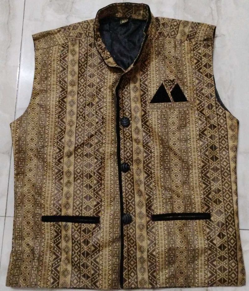 ETHNIC HALF COAT