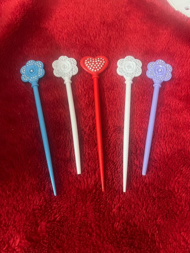 Cake Decoration Piece
