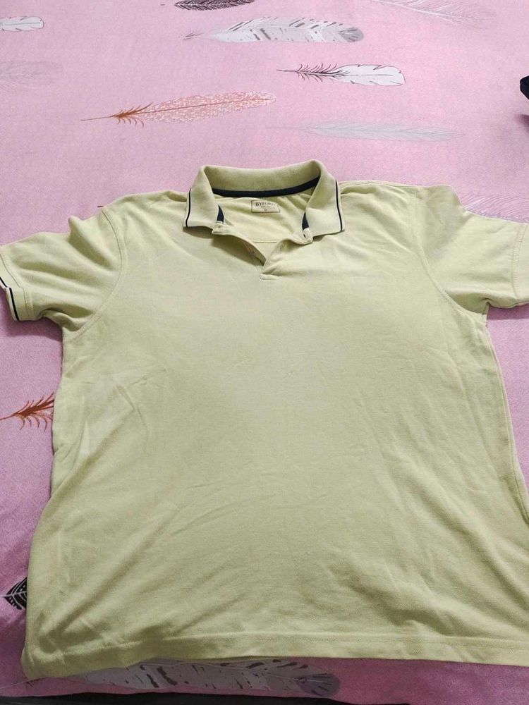 Yellow Tshirt