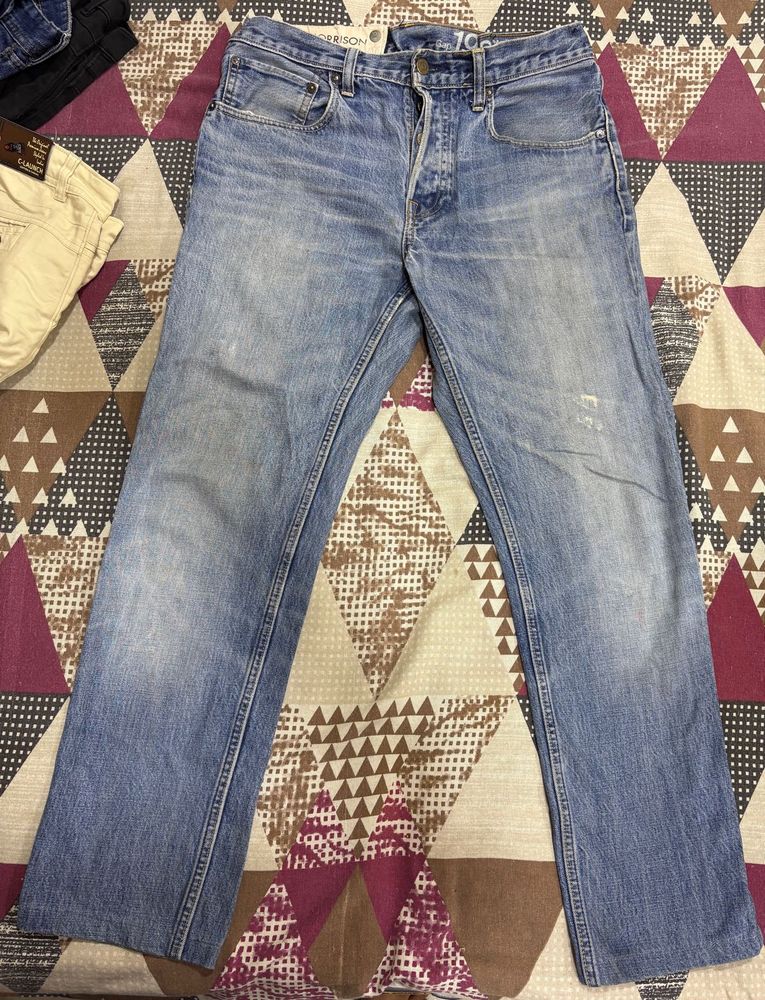 Straight fit washed blue jeans