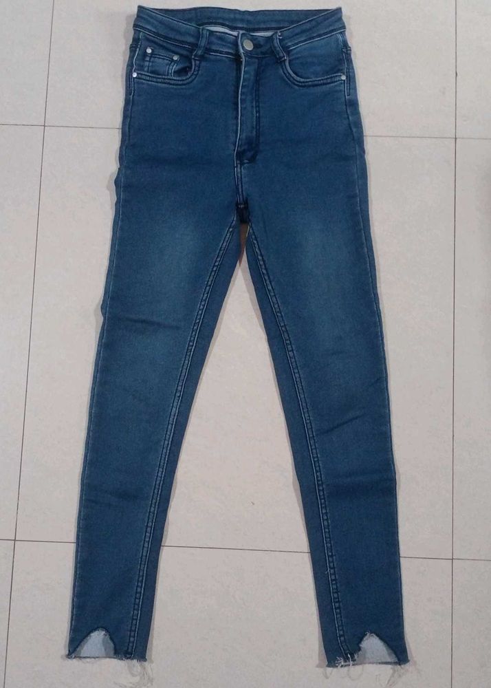 High Waist Bottom Ripped Jeans