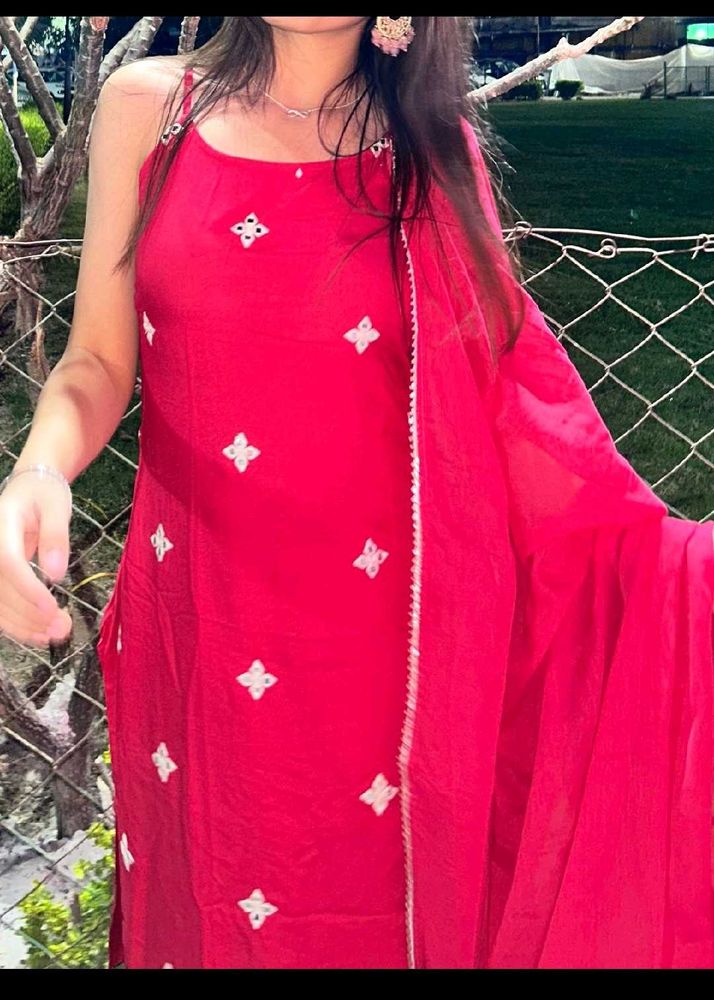 Elegant Red Embroidered Kurta Set