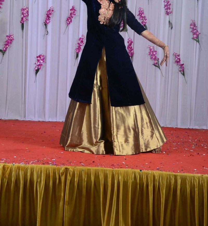 designer lehnga