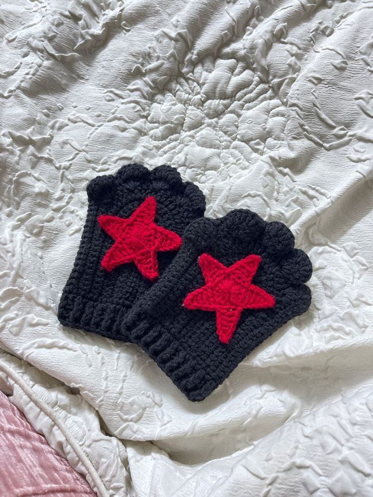 Star Power Fingerless Gloves