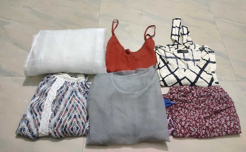 Donation Women&#39;s Clothing Bundle mix size